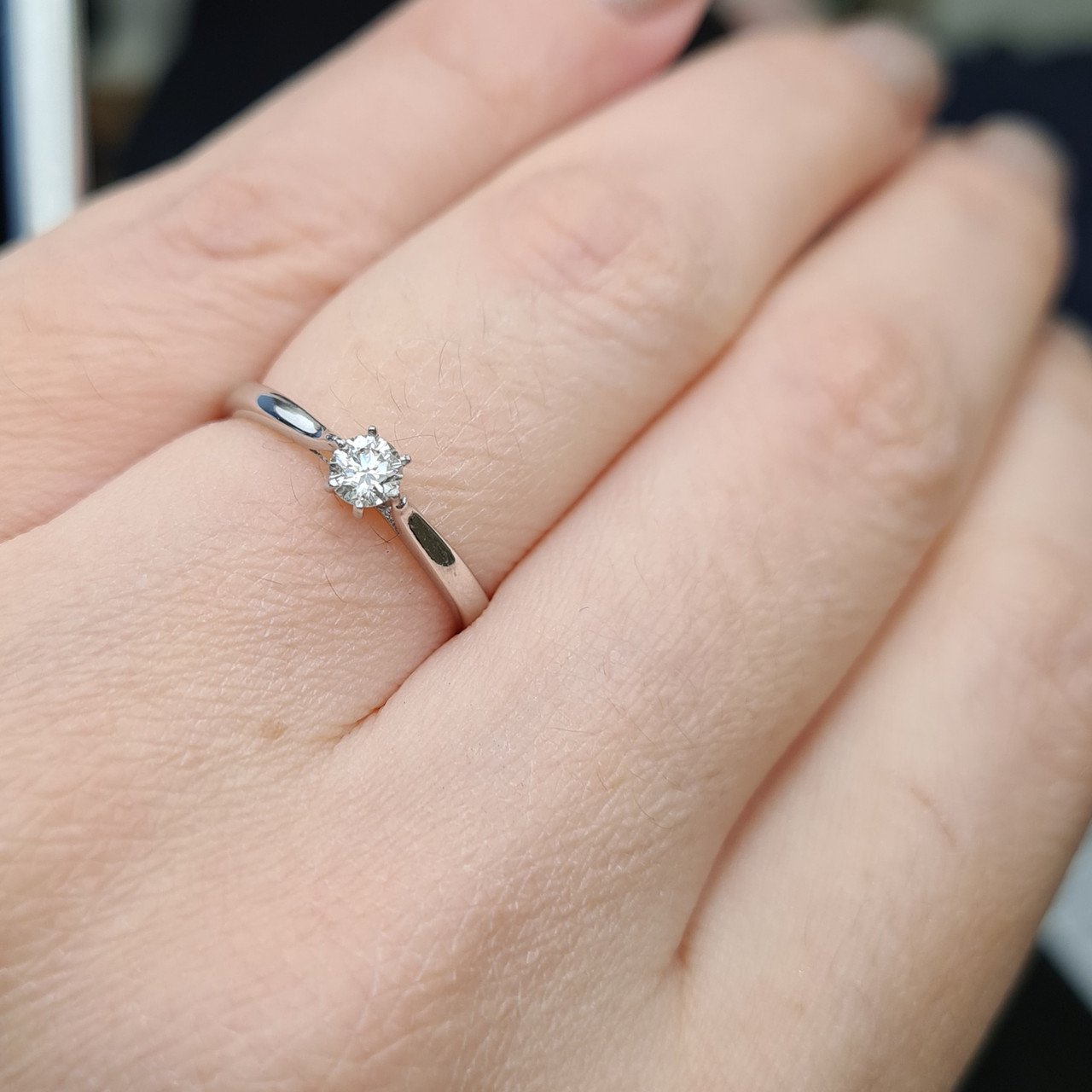 Кольцо Deimantas 98168800 16,5р 1,19гр 0,197ct. купить,NaN