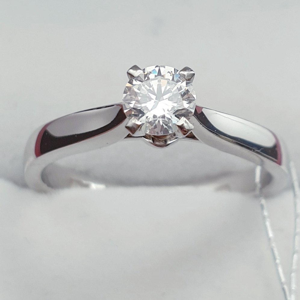 Кольцо Deimantas 49771303 17р 3,04гр 0,35ct. купить,NaN