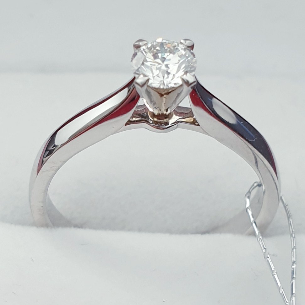 Кольцо Deimantas 49771303 17р 3,04гр 0,35ct. купить,NaN