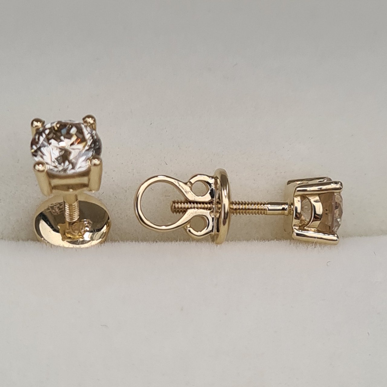 Серьги Deimantas 95968483 2гр 1,08ct. купить,NaN