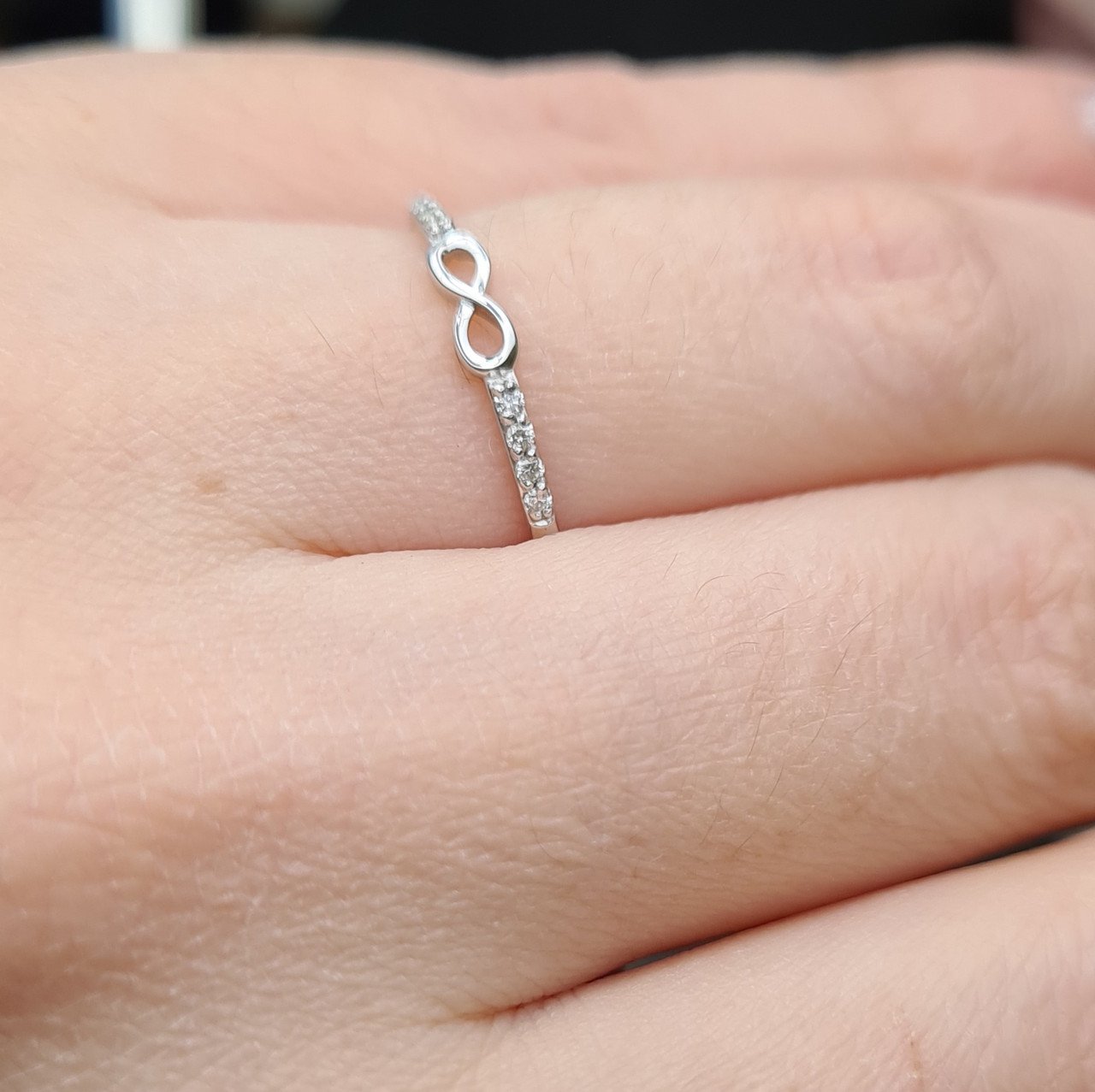 Кольцо Deimantas 98168829 17,5р 0,94гр 0,072ct. купить,NaN