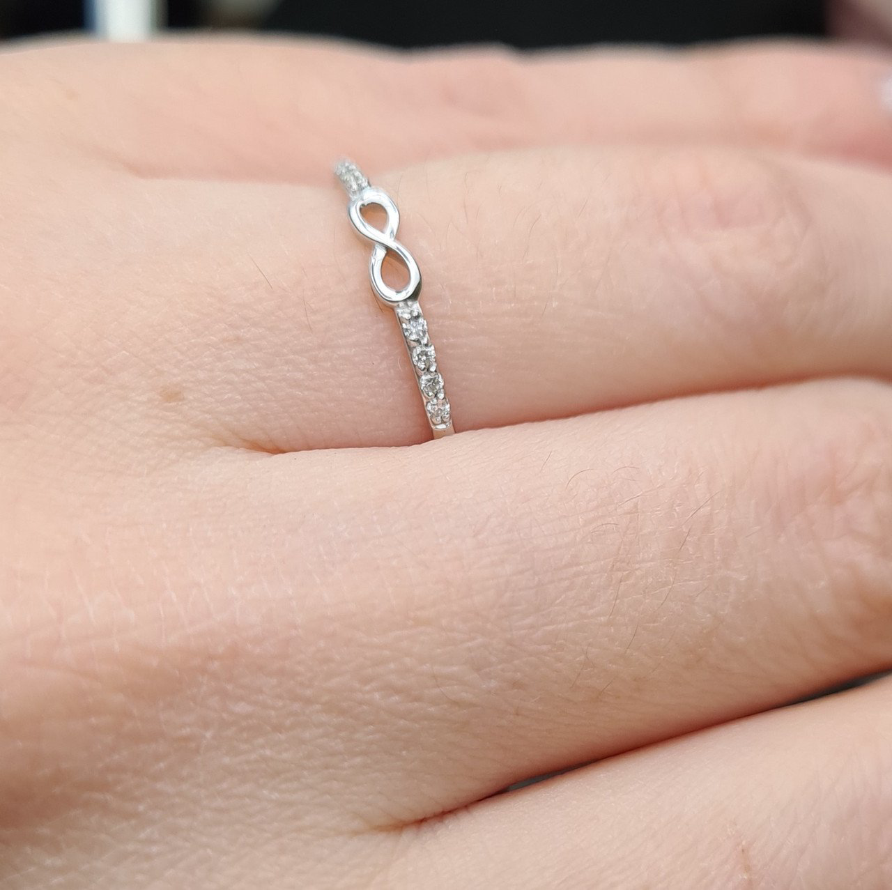 Кольцо Deimantas 98168829 17,5р 0,94гр 0,072ct. купить,NaN