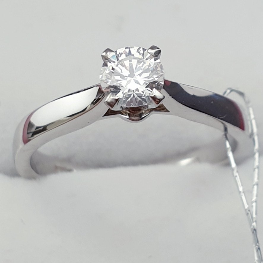 Кольцо Deimantas 49771303 17р 3,04гр 0,35ct. купить,NaN