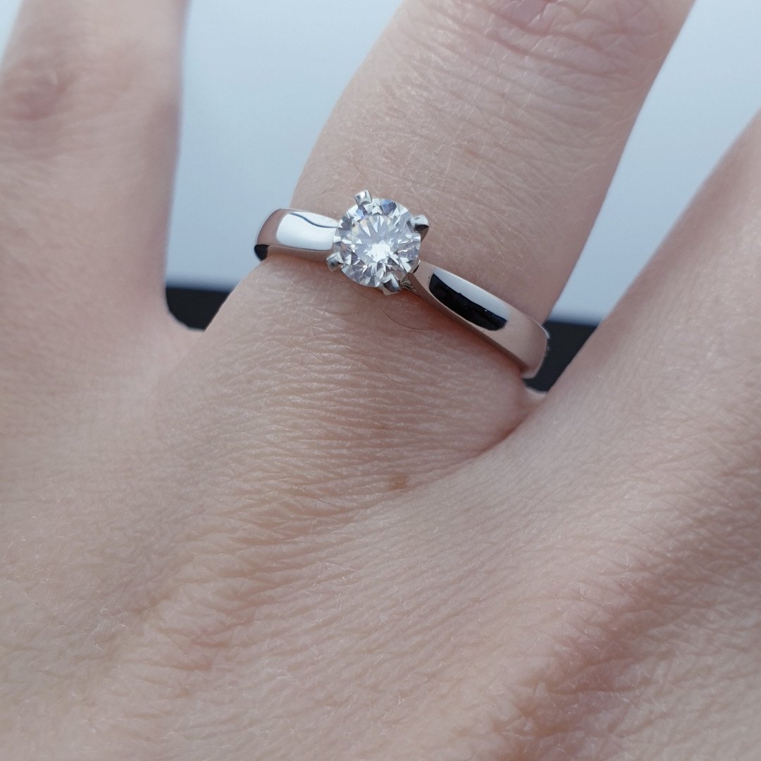 Кольцо Deimantas 49771303 17р 3,04гр 0,35ct. купить,NaN