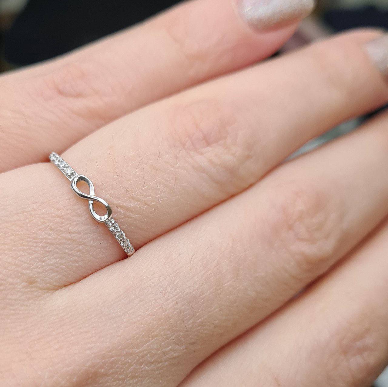Кольцо Deimantas 98168829 17,5р 0,94гр 0,072ct. купить,NaN