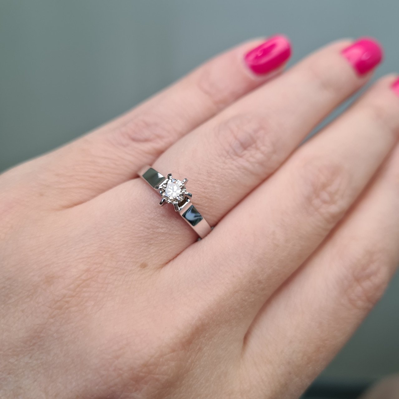 Кольцо Deimantas 93747004 16,5р 3,22гр 0,38ct. купить,NaN