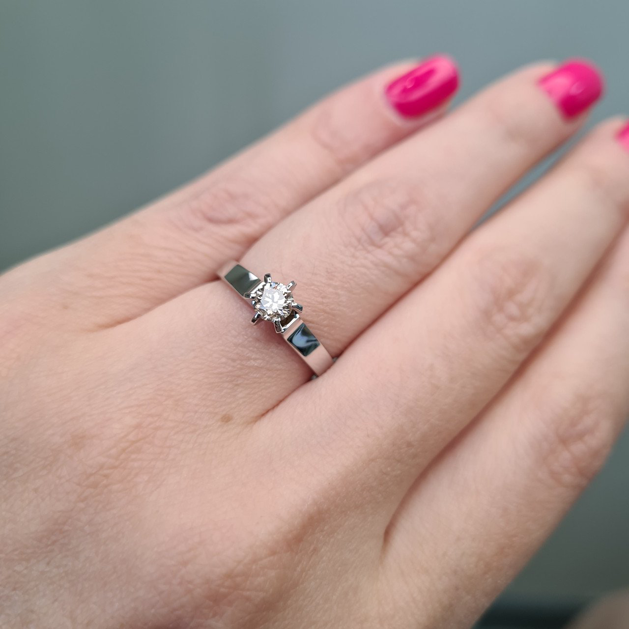 Кольцо Deimantas 93747004 16,5р 3,22гр 0,38ct. купить,NaN