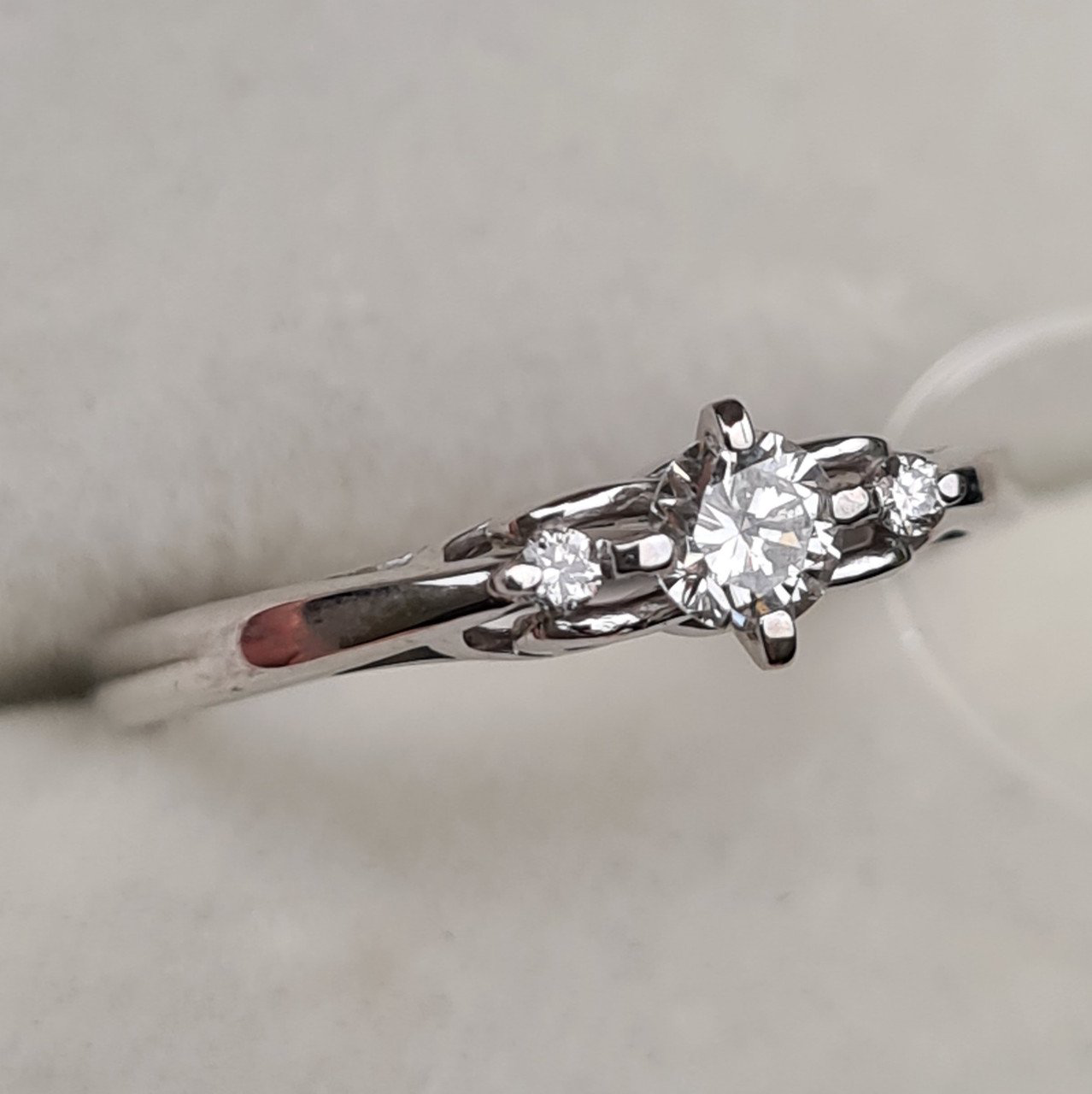 Кольцо Deimantas 98168835 16р 1,63гр 0,219ct. купить,NaN