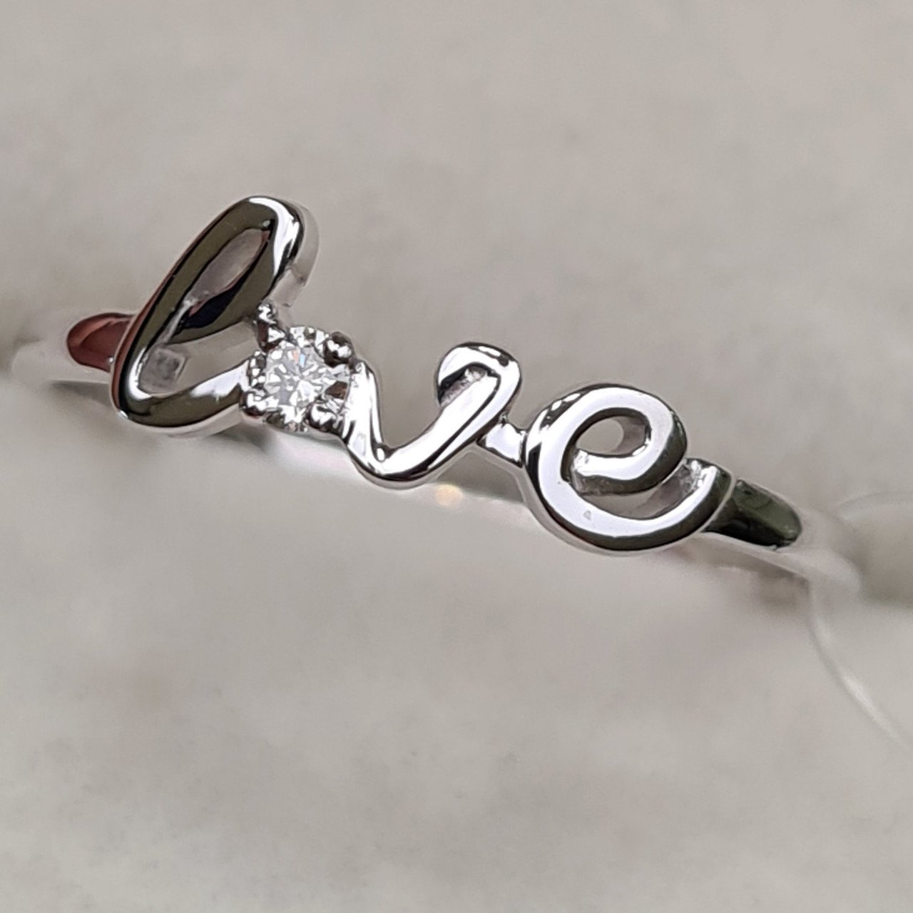 Кольцо Deimantas 98168809 16,5р 1,04гр 0,032ct. купить,NaN