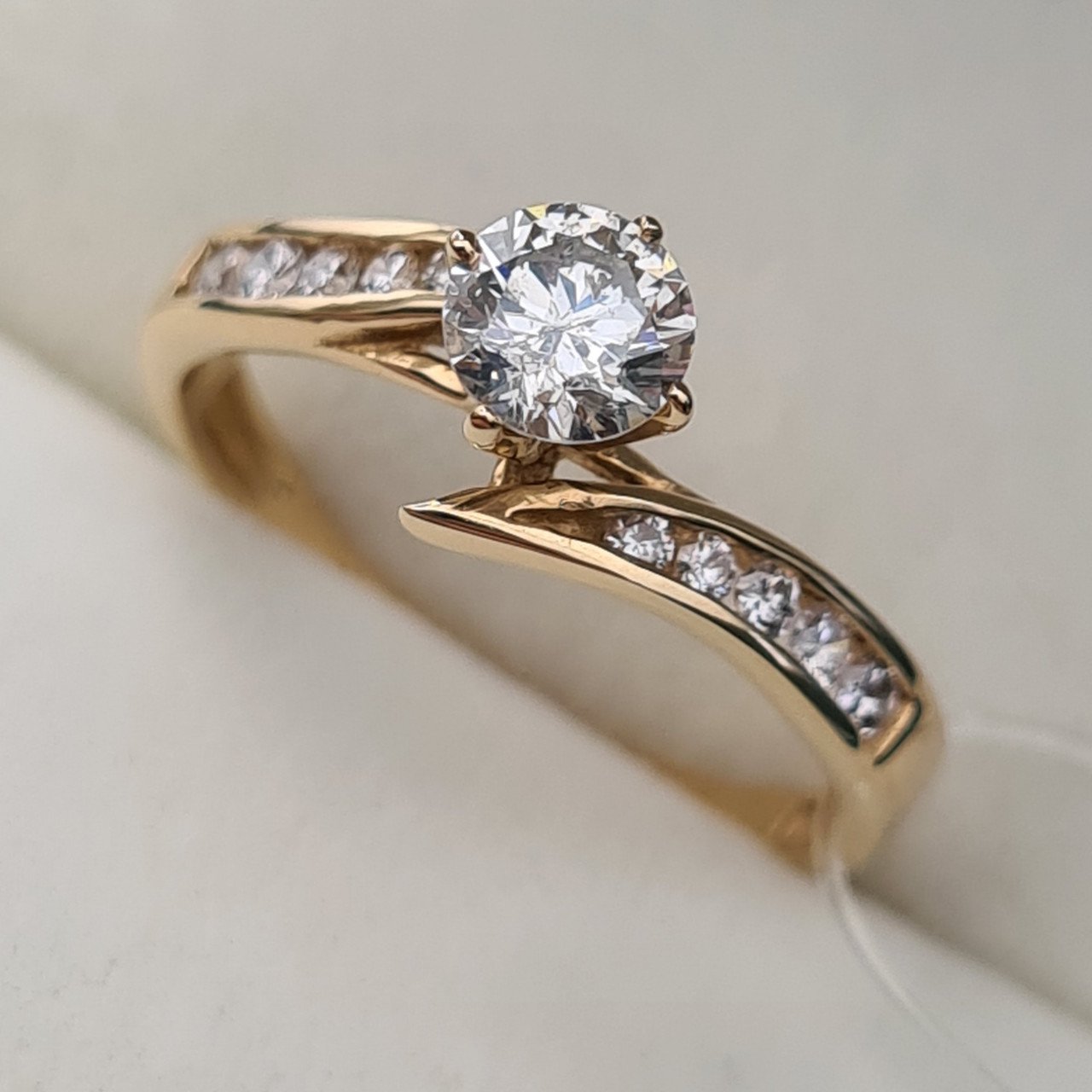 Кольцо Deimantas 34676501 16,92р 1,88гр 0,70ct. купить,NaN