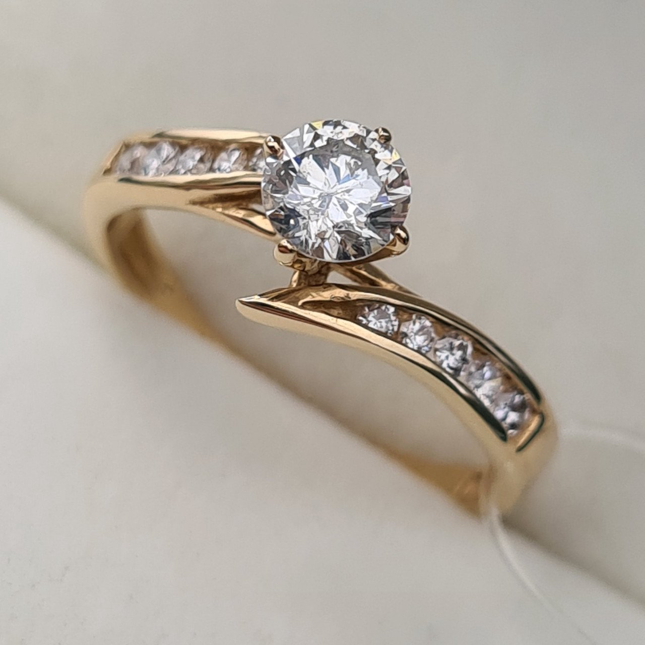 Кольцо Deimantas 34676501 16,92р 1,88гр 0,70ct. купить,NaN