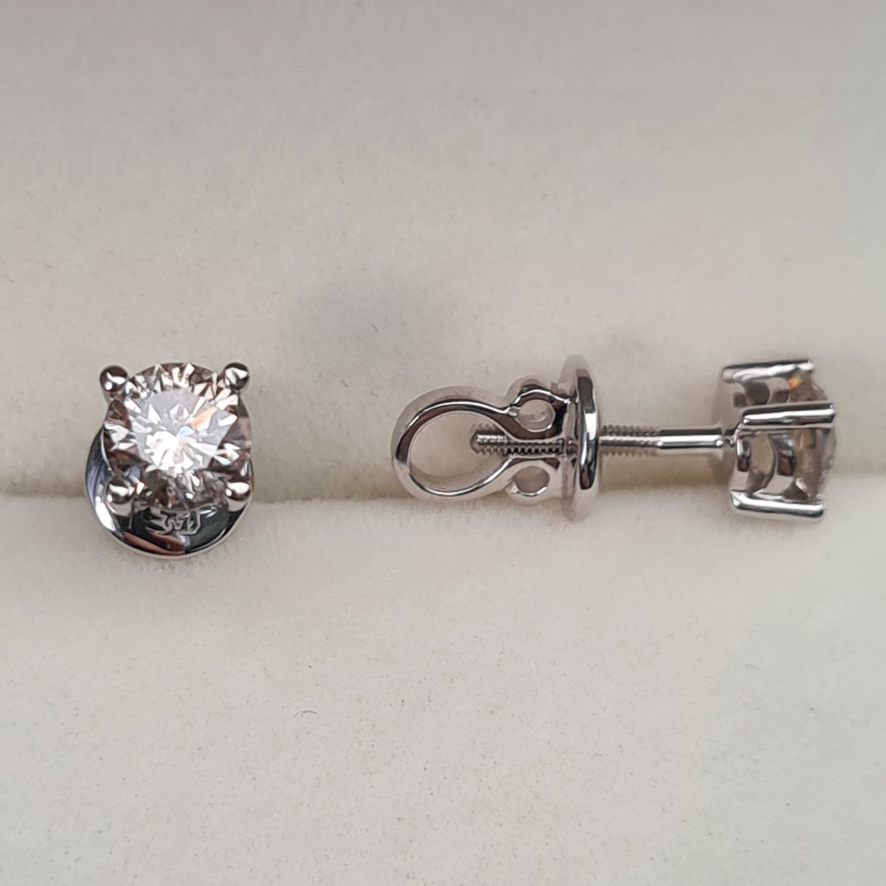 Серьги Deimantas 95968484 2гр 1,03ct. купить,NaN