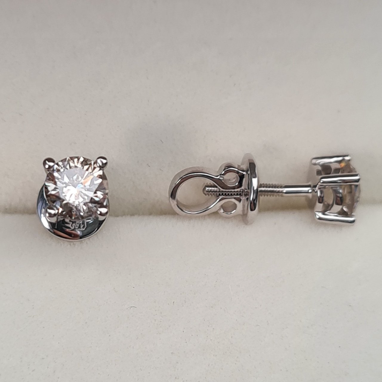 Серьги Deimantas 95968484 2гр 1,03ct. купить,NaN