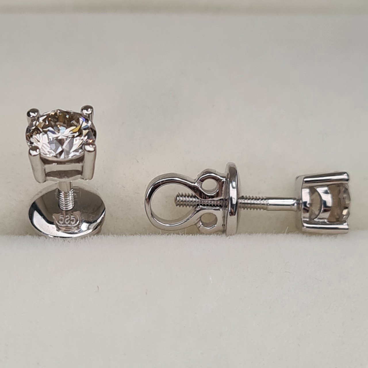 Серьги Deimantas 95968484 2гр 1,03ct. купить,NaN