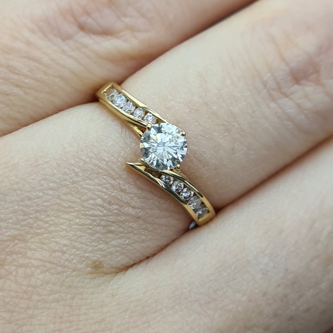 Кольцо Deimantas 34676501 16,92р 1,88гр 0,70ct. купить,NaN
