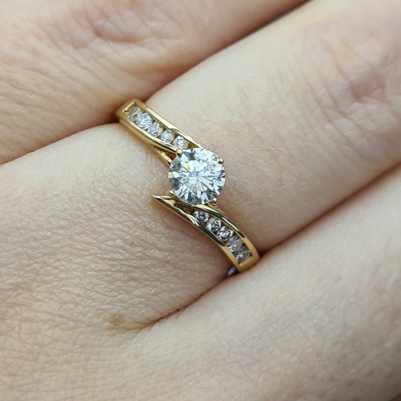 Кольцо Deimantas 34676501 16,92р 1,88гр 0,70ct. купить,NaN