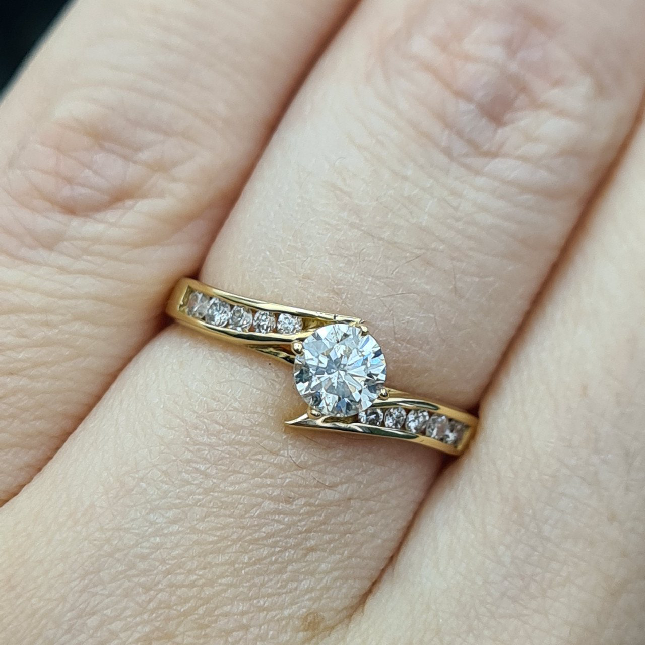 Кольцо Deimantas 34676501 16,92р 1,88гр 0,70ct. купить,NaN