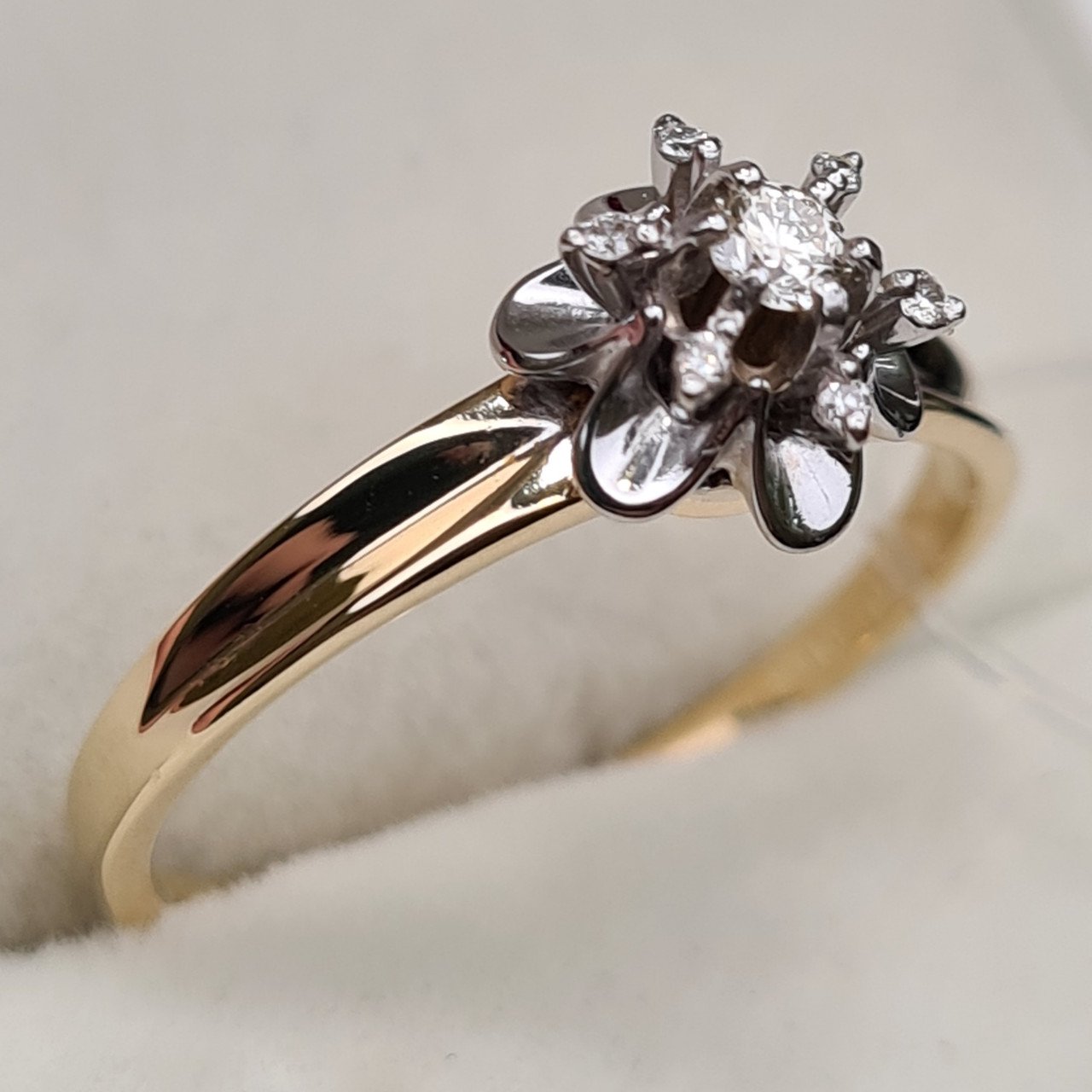 Кольцо Deimantas 98168841 18р 2,63гр 0,105ct. купить,NaN