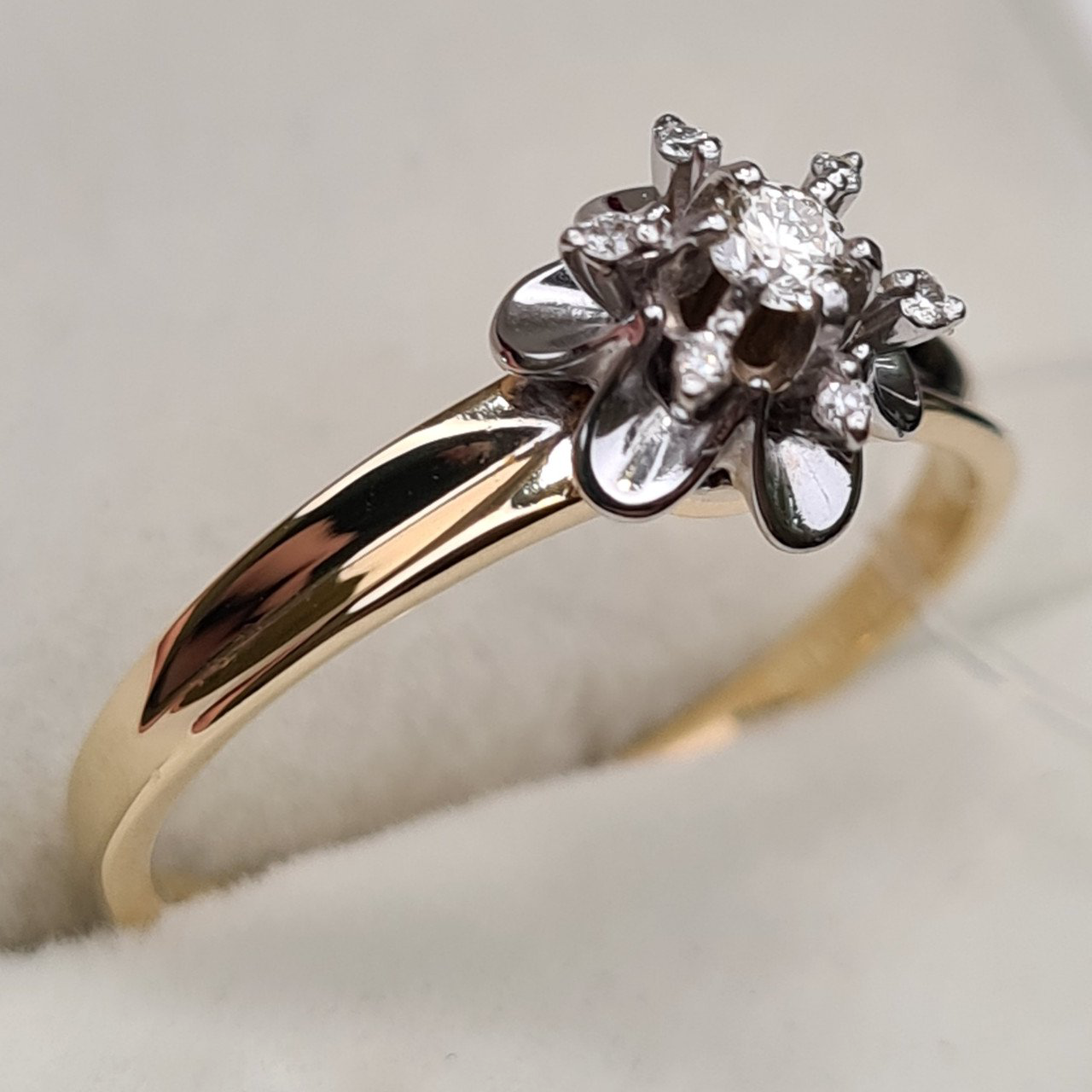 Кольцо Deimantas 98168841 18р 2,63гр 0,105ct. купить,NaN