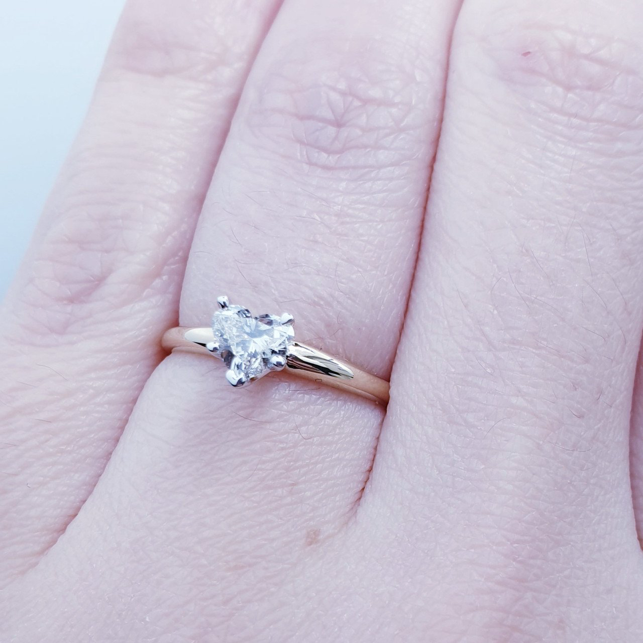 Кольцо Deimantas 68082222 16,51р 1,3гр 0,44ct. купить,NaN