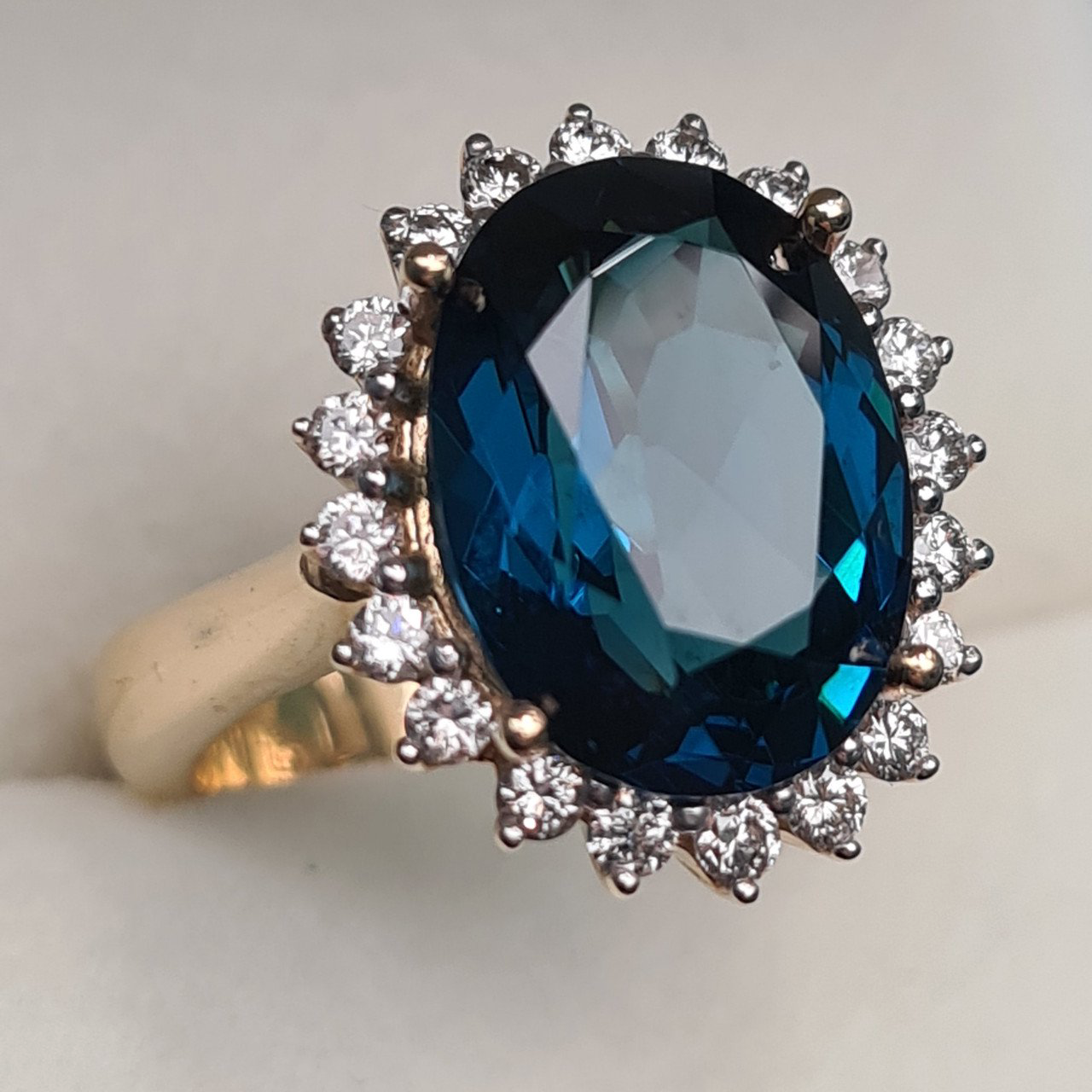 Кольцо Deimantas 95968485 18р 11,58гр 0,58ct. купить,NaN