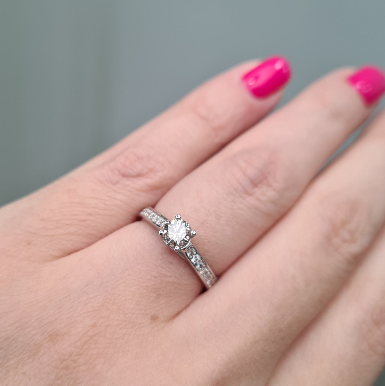Кольцо Deimantas 93747043 16,5р 2,66гр 0,78ct. купить,NaN