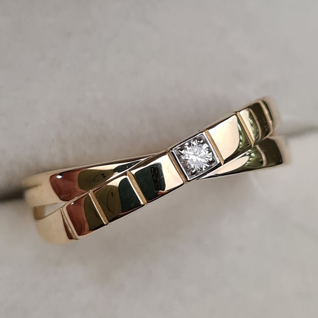 Кольцо Deimantas 98169561 17,5р 1,39гр 0,041ct. купить,NaN