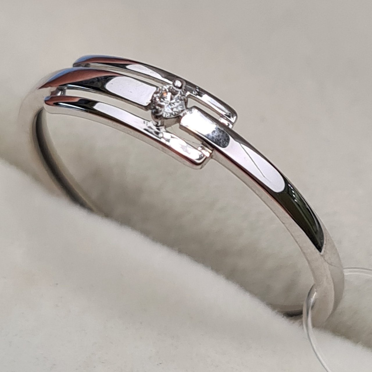 Кольцо Deimantas 98169537 17,5р 0,91гр 0,025ct. купить,NaN