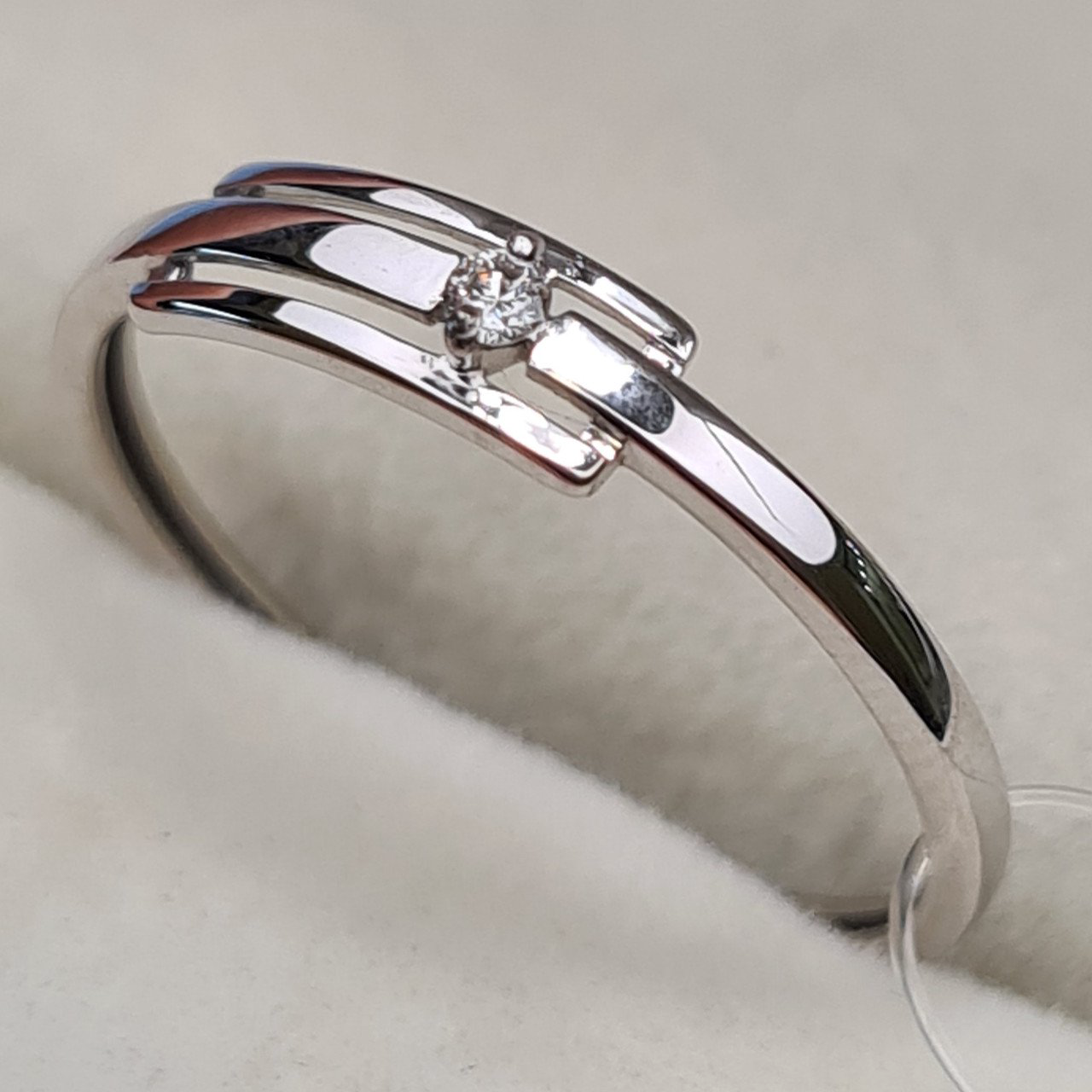 Кольцо Deimantas 98169537 17,5р 0,91гр 0,025ct. купить,NaN