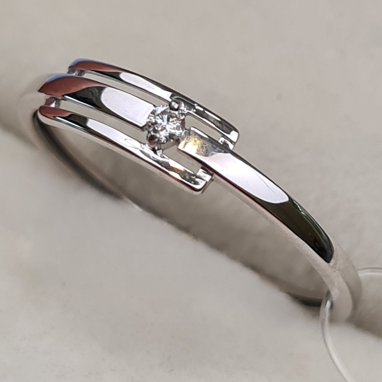 Кольцо Deimantas 98169537 17,5р 0,91гр 0,025ct. купить,NaN