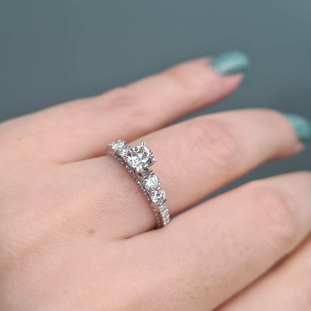 Кольцо Deimantas 95975078 17,5р 3,21гр 1,48ct. купить,NaN