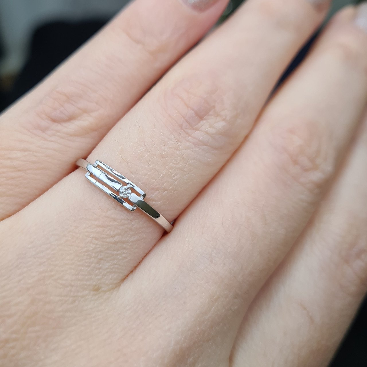 Кольцо Deimantas 98169537 17,5р 0,91гр 0,025ct. купить,NaN