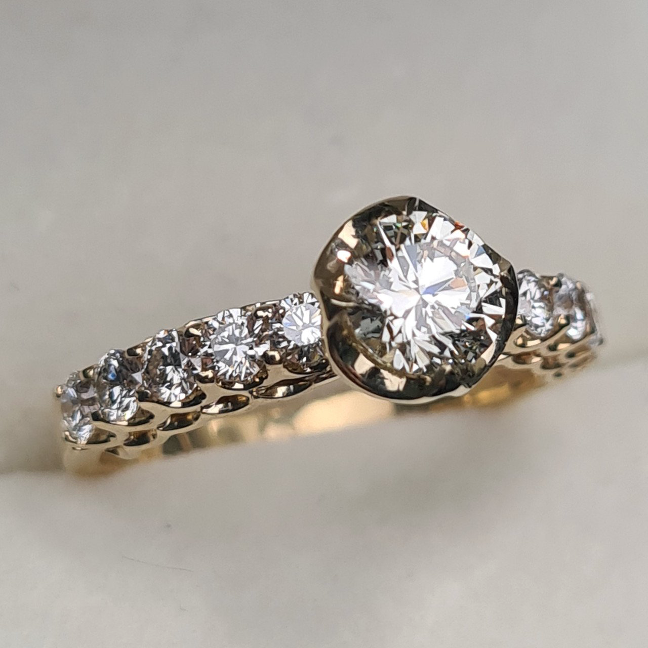 Кольцо Deimantas 95975087 18р 3,82гр 1,61ct. купить,NaN