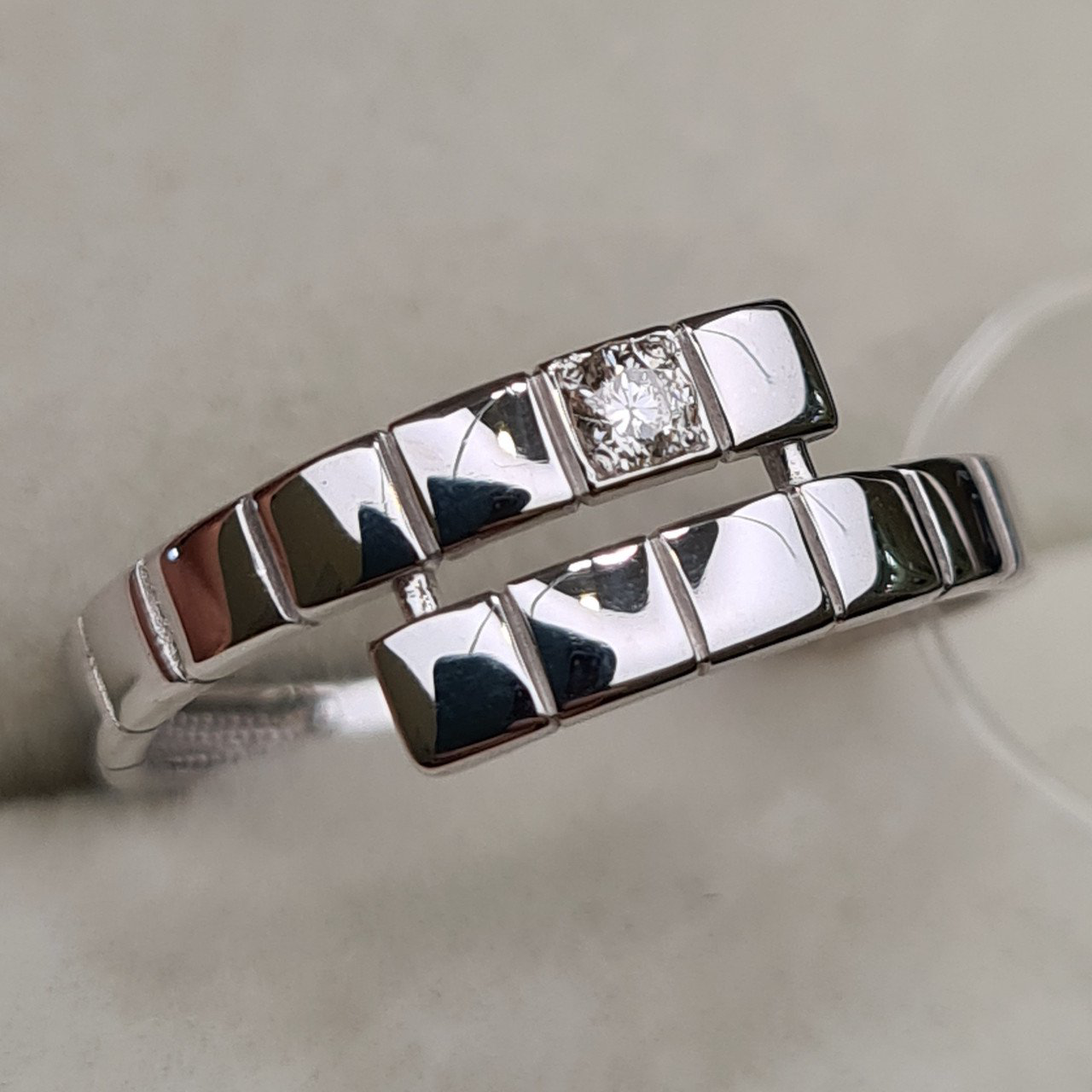 Кольцо Deimantas 98169685 17р 1,41гр 0,05ct. купить,NaN