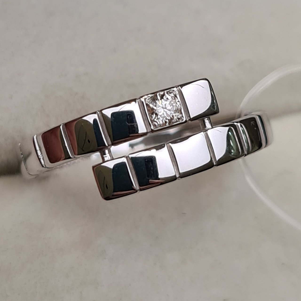 Кольцо Deimantas 98169685 17р 1,41гр 0,05ct. купить,NaN