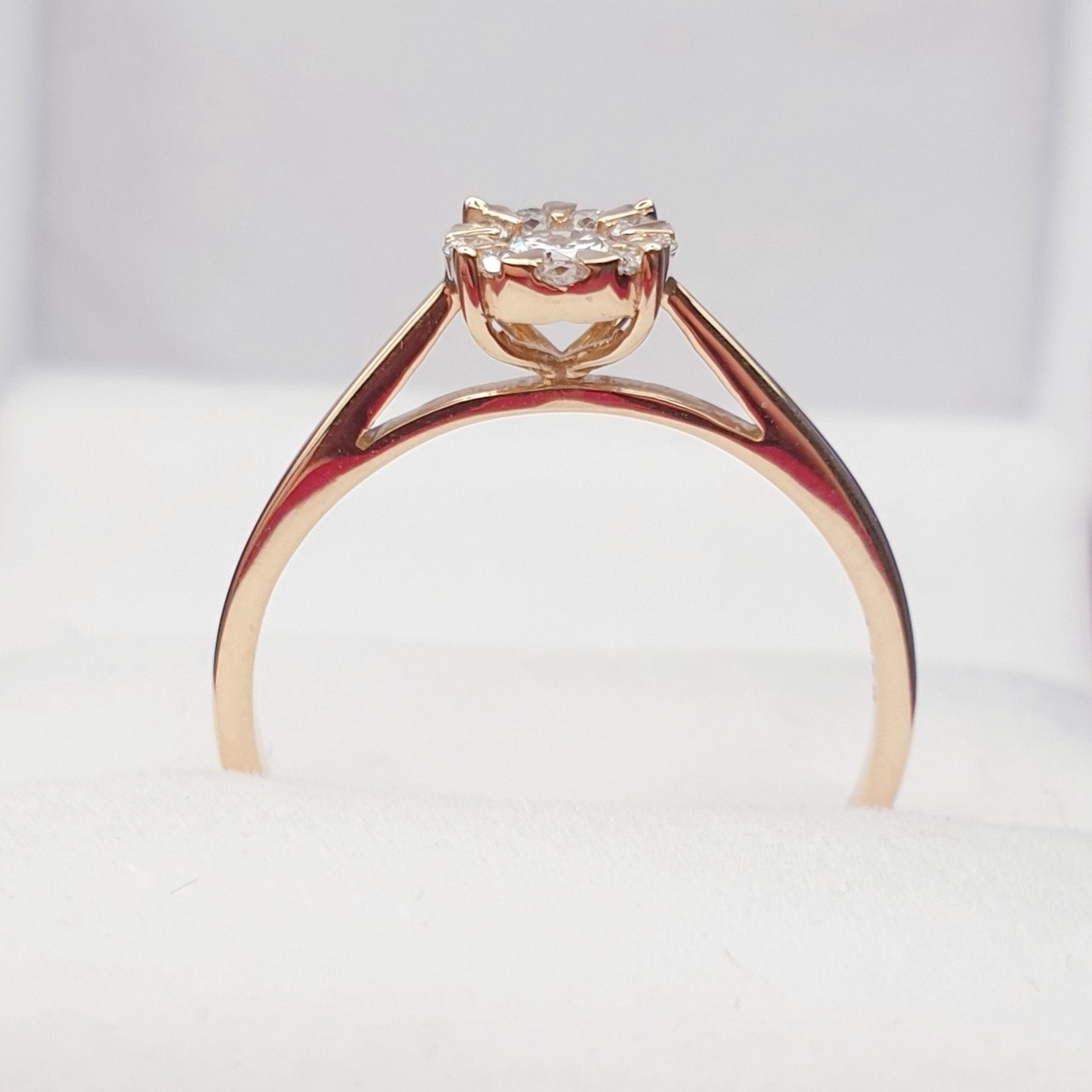 Кольцо Deimantas 71900755 16,8р 1,78гр 0,26ct. купить,NaN