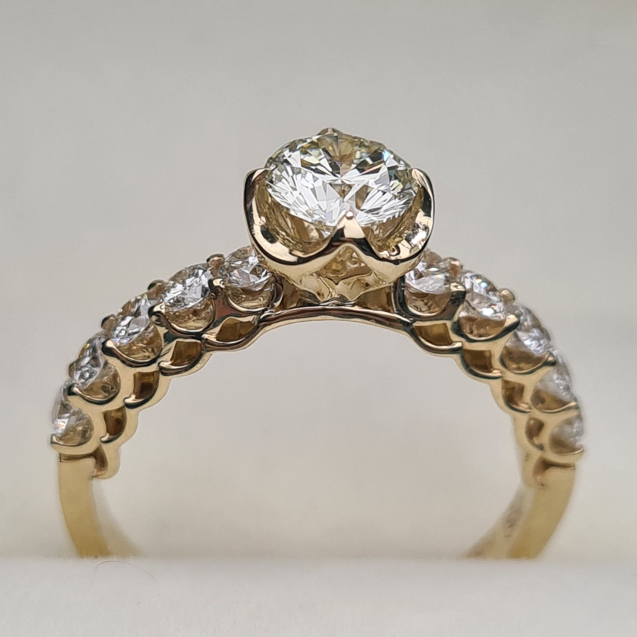 Кольцо Deimantas 95975087 18р 3,82гр 1,61ct. купить,NaN