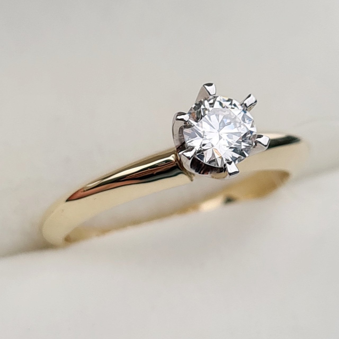 Кольцо Deimantas 69846084 16,5р 2,86гр 0,40ct. купить,NaN