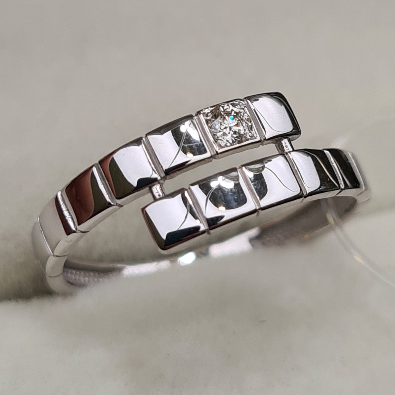 Кольцо Deimantas 98169685 17р 1,41гр 0,05ct. купить,NaN