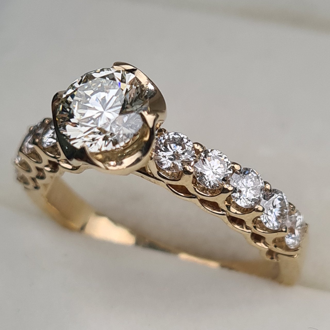 Кольцо Deimantas 95975087 18р 3,82гр 1,61ct. купить,NaN