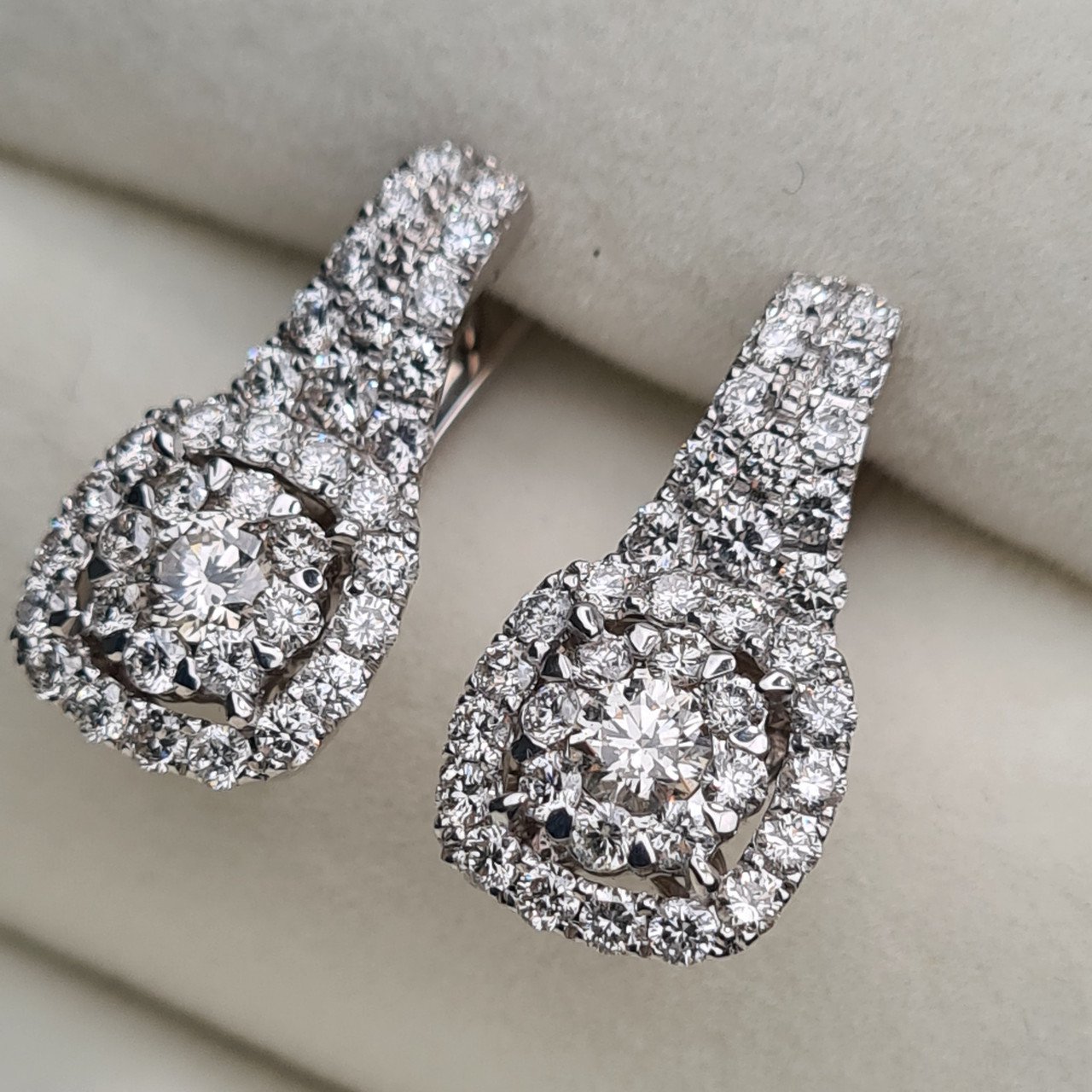 Серьги Deimantas 95975096 6,77гр 2,33ct. купить,NaN