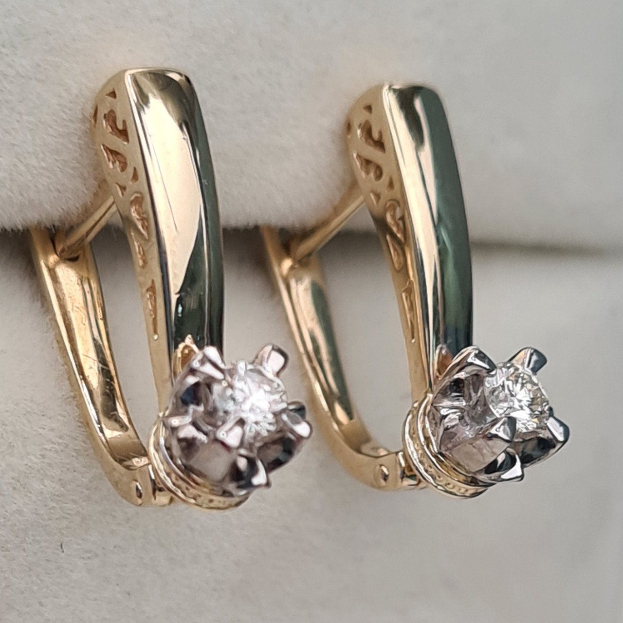 Серьги Deimantas 98178101 3,95гр 0,24ct. купить,NaN