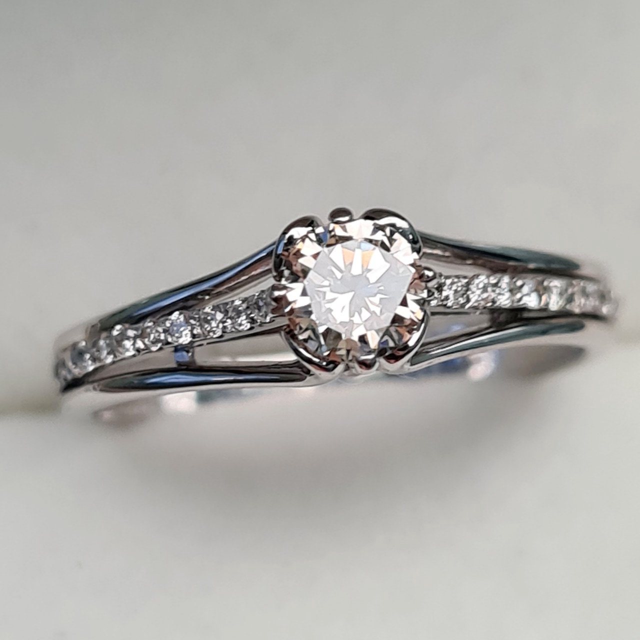 Кольцо Deimantas 94141644 18р 2,61гр 0,49ct. купить,NaN