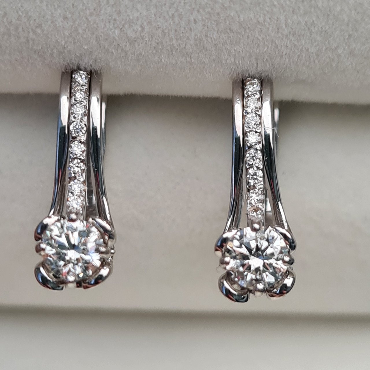 Серьги Deimantas 94142239 3,34гр 0,67ct. купить,NaN