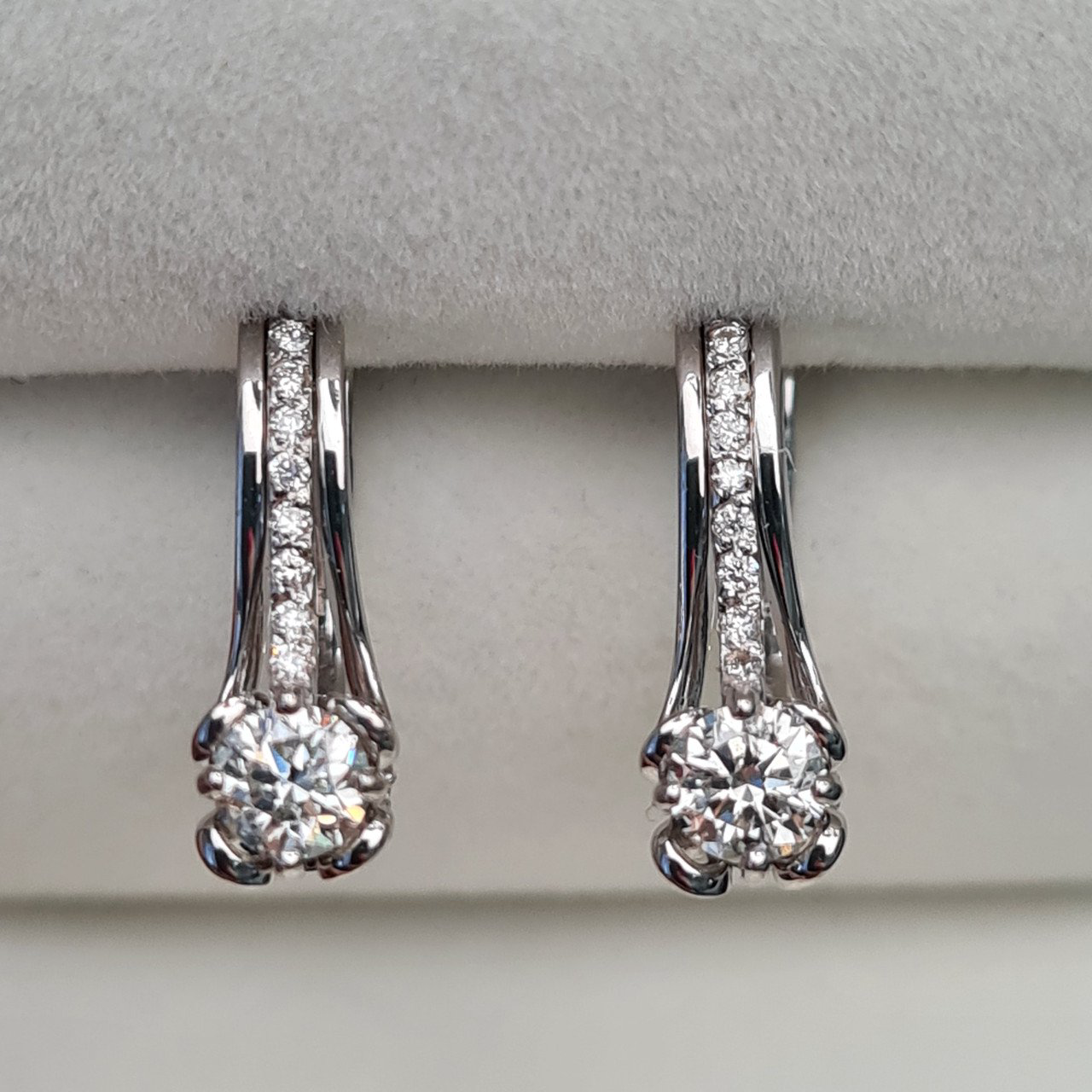 Серьги Deimantas 94142239 3,34гр 0,67ct. купить,NaN