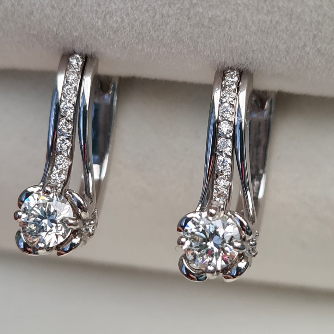 Серьги Deimantas 94142239 3,34гр 0,67ct. купить,NaN