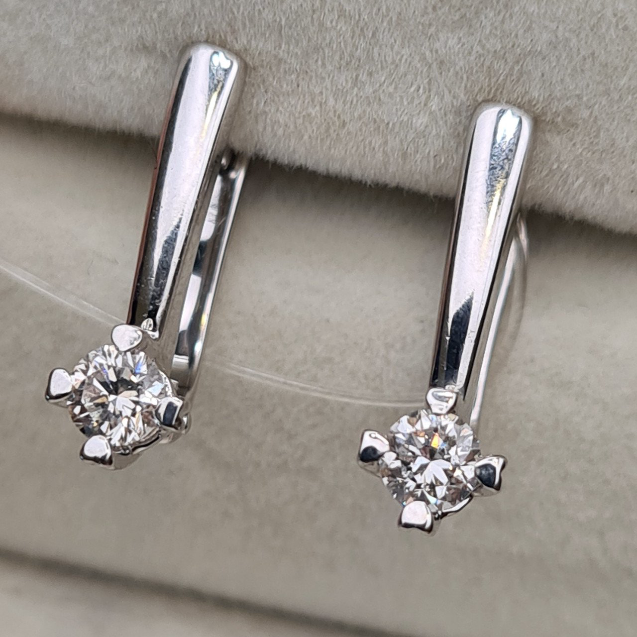 Серьги Deimantas 98178106 2,74гр 0,48ct. купить,NaN