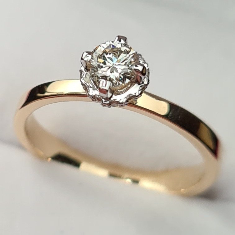 Кольцо Deimantas 81001506 16,51р 2,5гр 0,30ct. купить,NaN