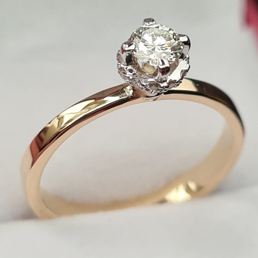 Кольцо Deimantas 81001506 16,51р 2,5гр 0,30ct. купить,NaN