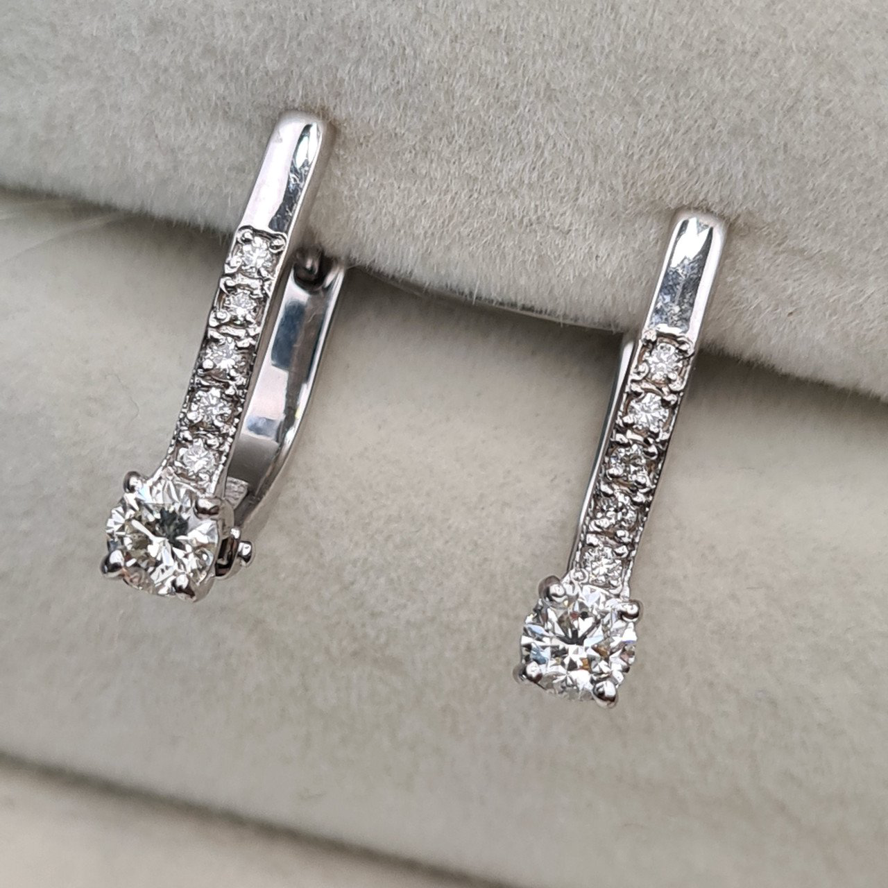 Серьги Deimantas 98178122 2,47гр 0,45ct. купить,NaN
